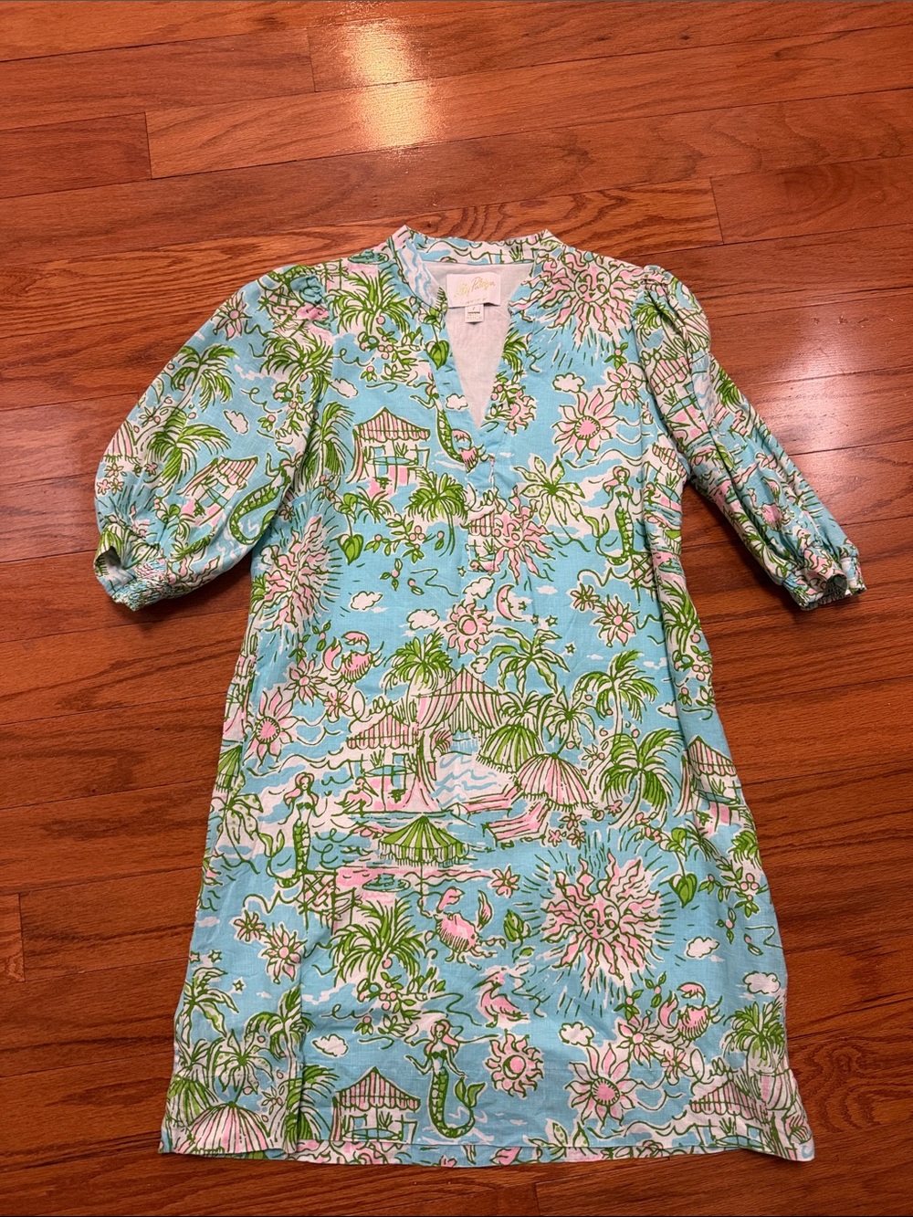 Lilly Pulitzer White Top with Aqua & Green Floral Print